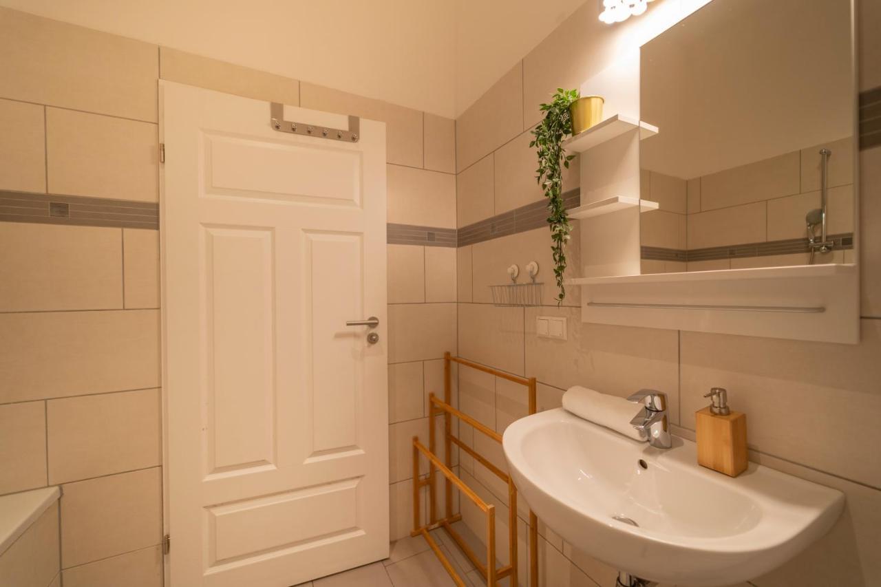 Ferienwohnung Konrad I Levestate Wien Exterior foto